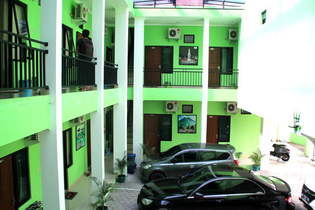 The Greenhouse Hotel Yogyakarta Exterior foto