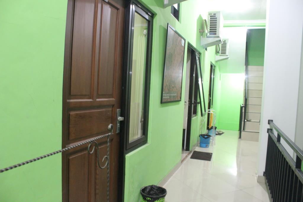 The Greenhouse Hotel Yogyakarta Exterior foto